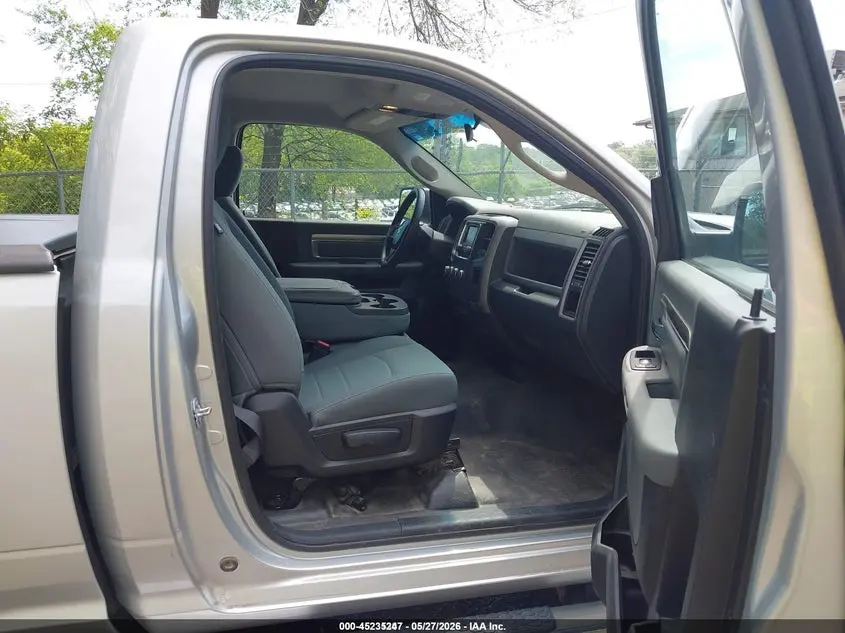 2017 RAM 1500 TRADESMAN  4X4 6'4 BOX
