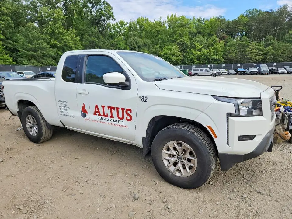 2024 NISSAN FRONTIER SV  