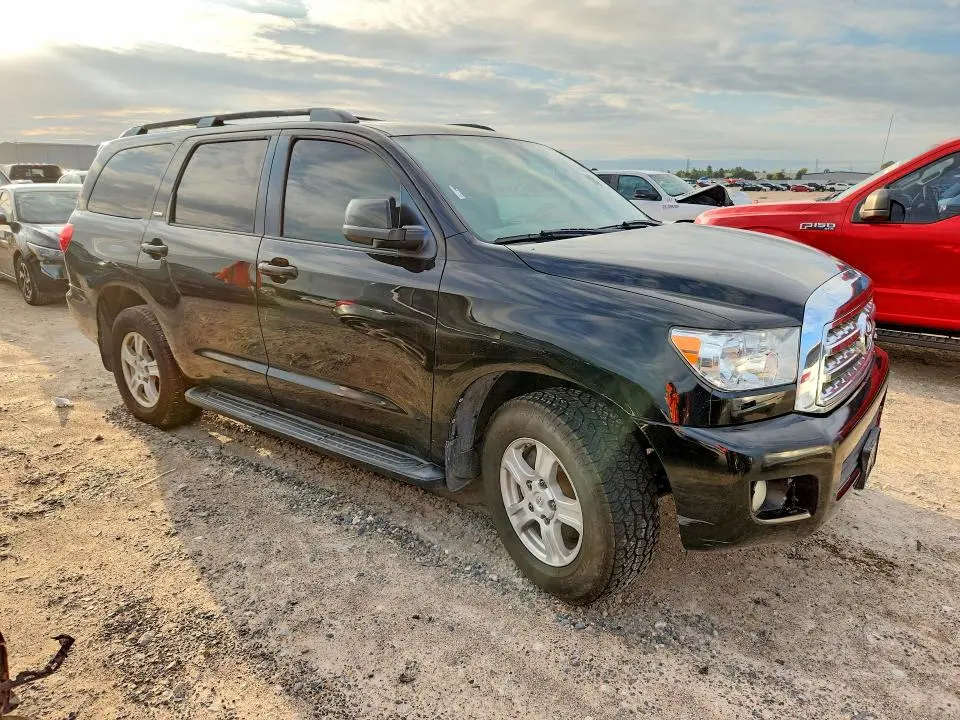 2013 TOYOTA SEQUOIA SR5  