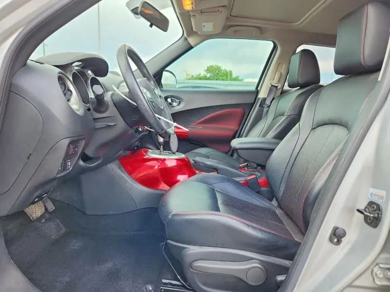 2014 NISSAN JUKE SL  