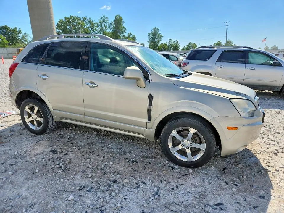 2014 CHEVROLET CAPTIVA LT  