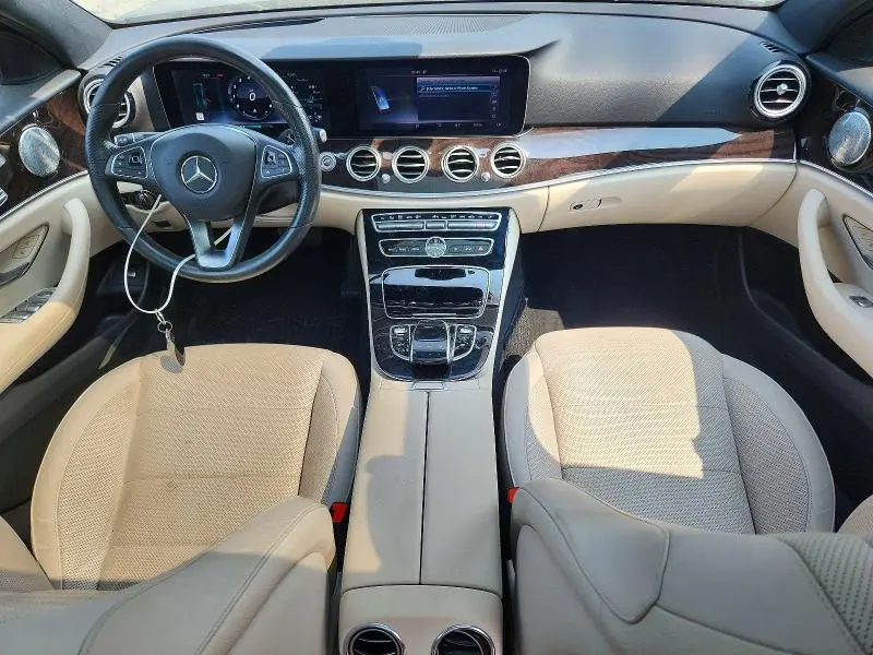 2017 MERCEDES-BENZ E 300 4MATIC  