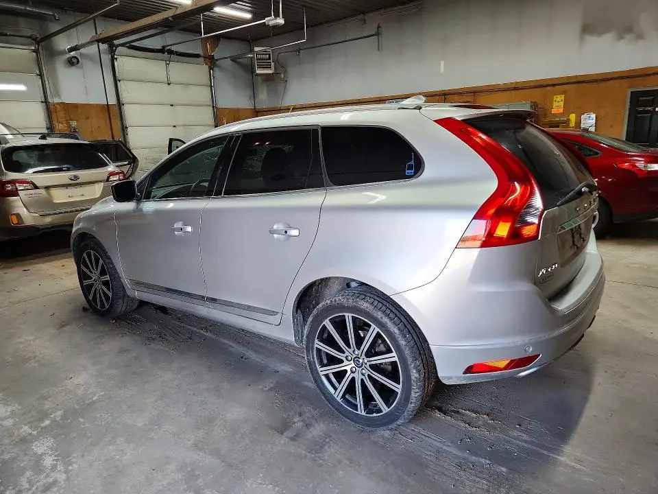 2017 VOLVO XC60 T6 INSCRIPTION  