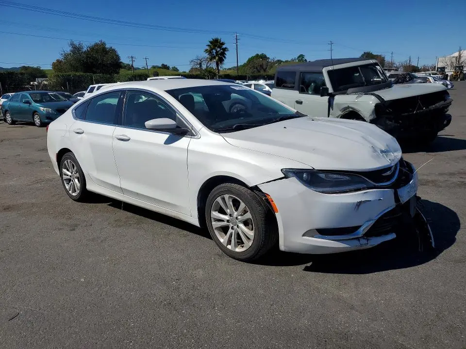2015 CHRYSLER 200 LIMITED  