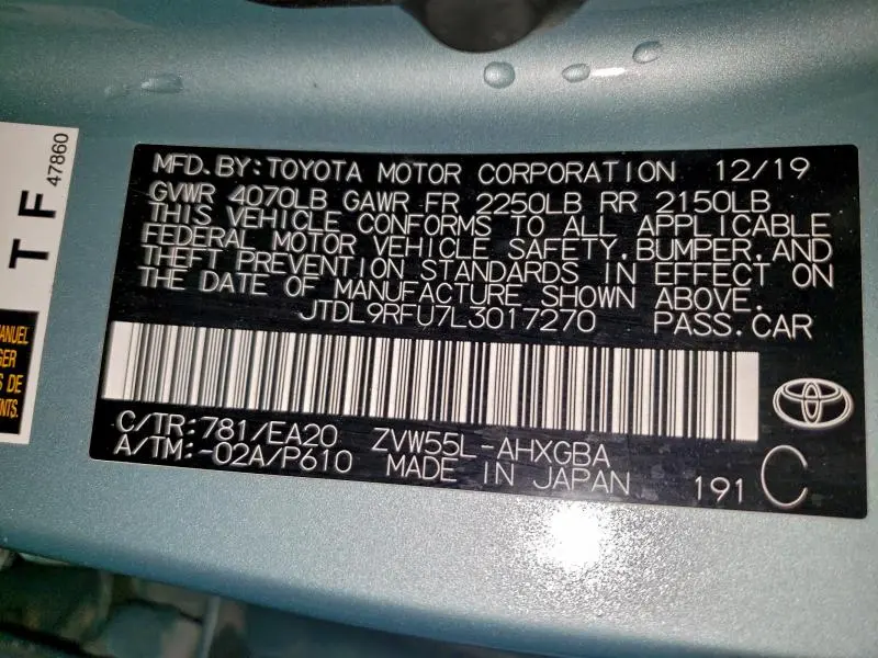 2020 TOYOTA PRIUS LE  