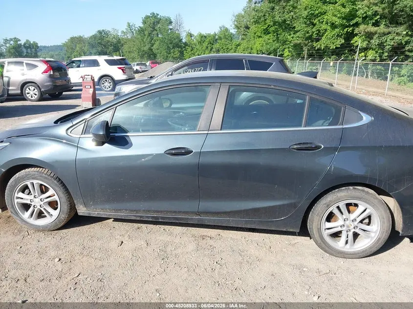 2017 CHEVROLET CRUZE LT AUTO