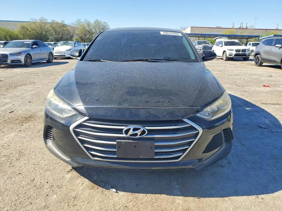 2018 HYUNDAI ELANTRA SE  