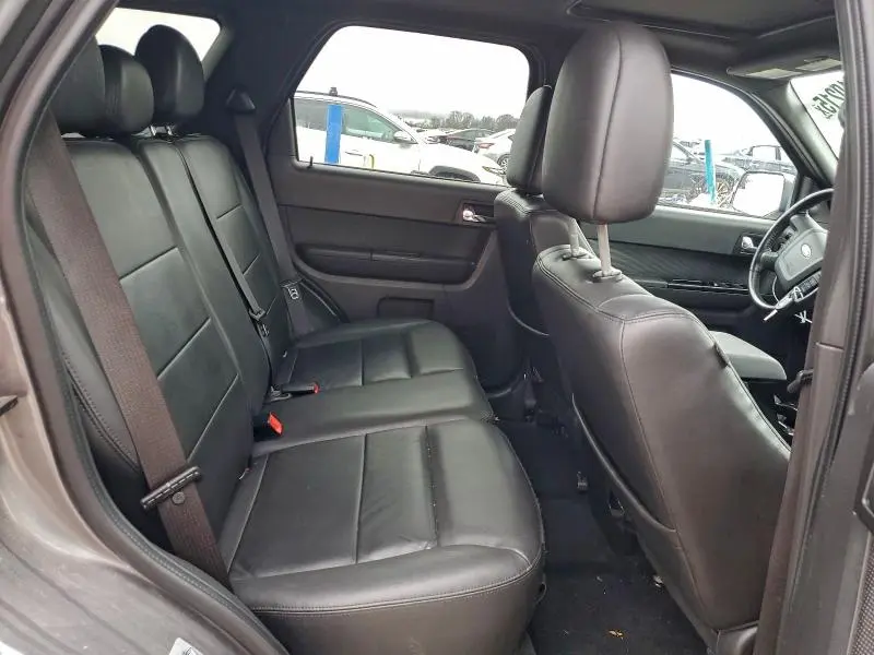 2010 FORD ESCAPE LIMITED  