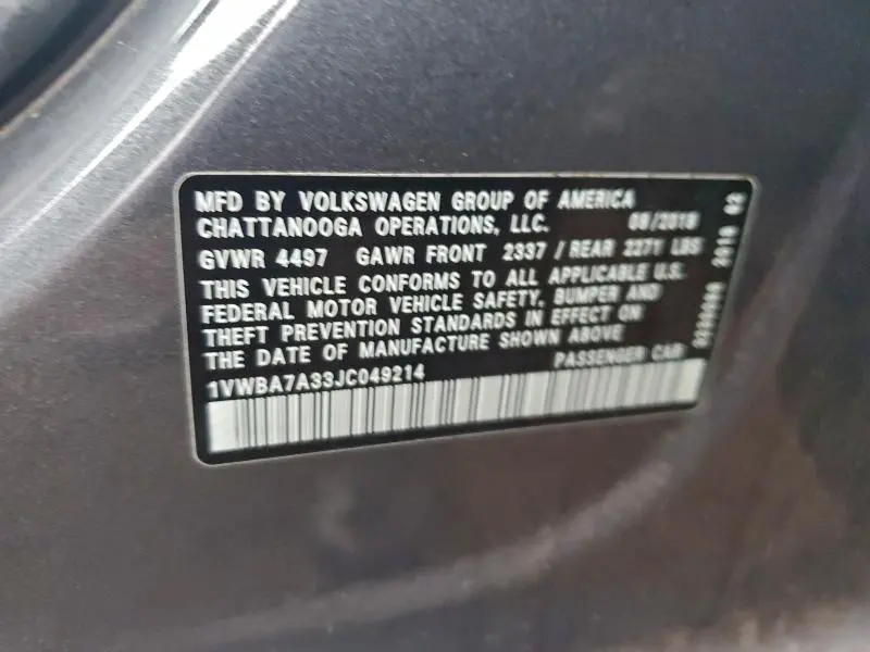 2018 VOLKSWAGEN PASSAT SE  