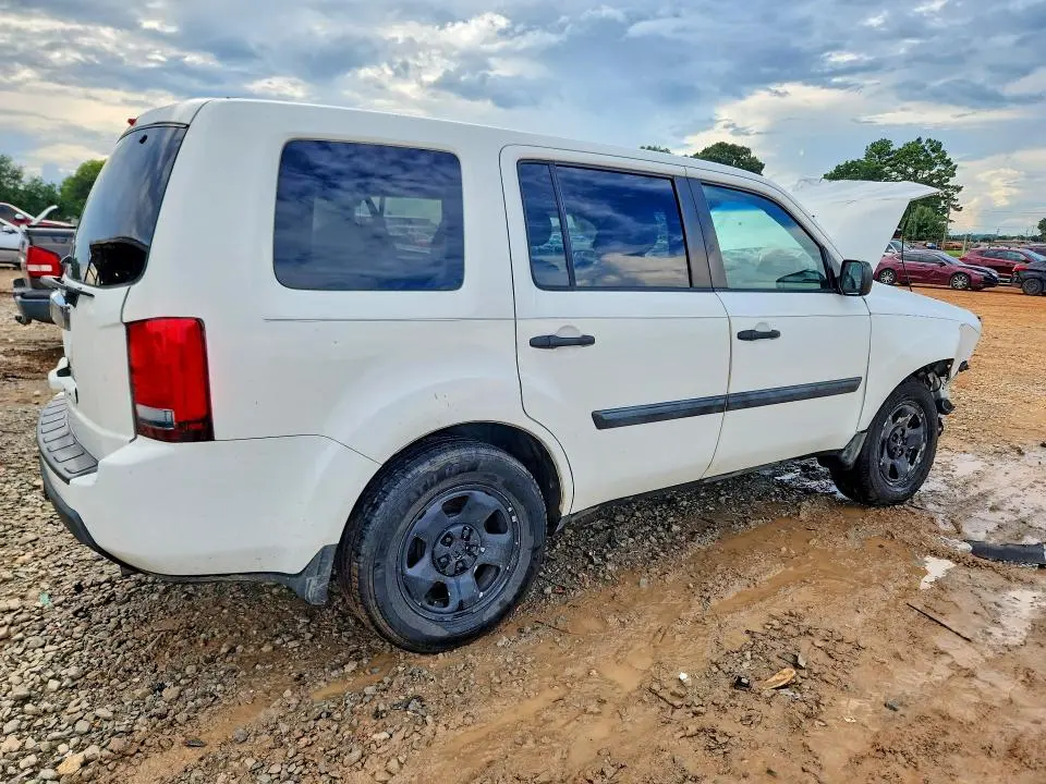 2011 HONDA PILOT LX  