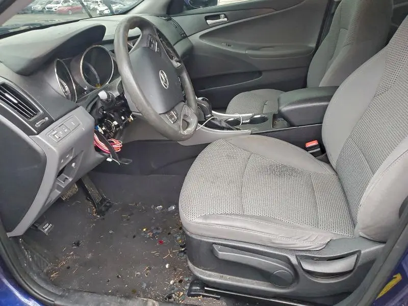 2012 HYUNDAI SONATA GLS  