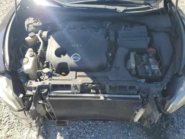 2011 NISSAN MAXIMA S  