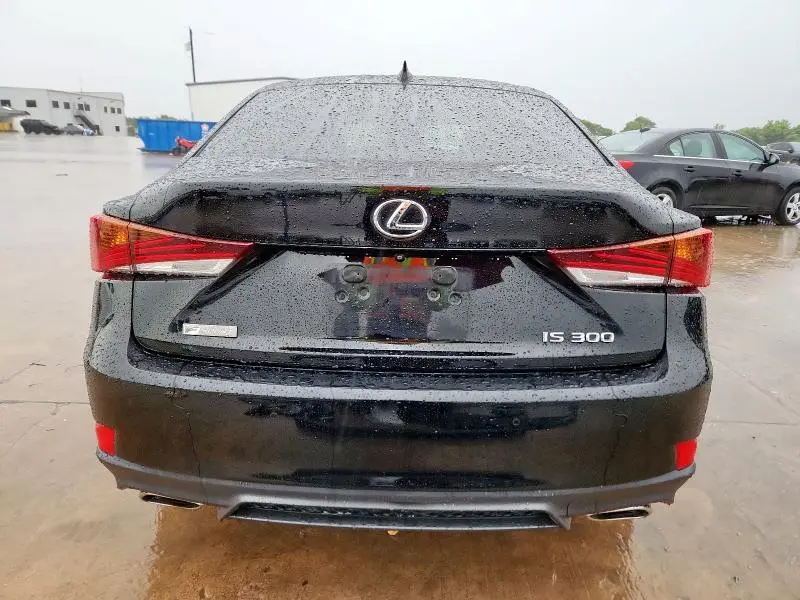 2019 LEXUS IS 300  