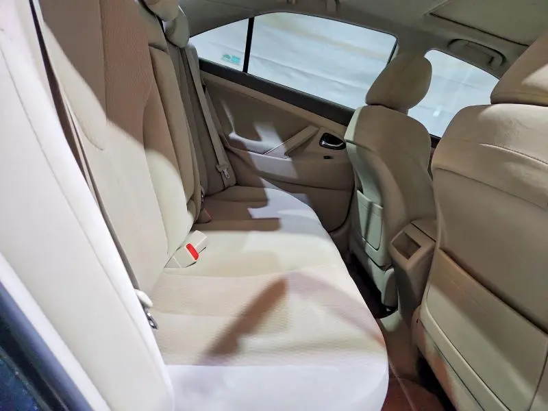 2011 TOYOTA CAMRY LE  