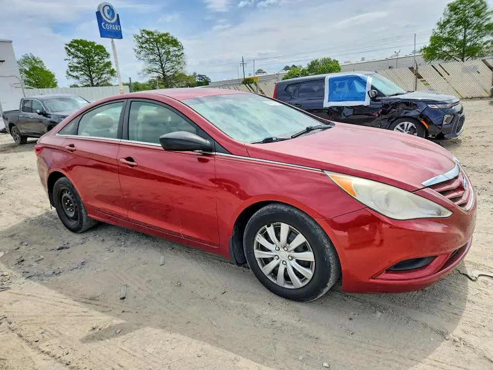 2013 HYUNDAI SONATA GLS  