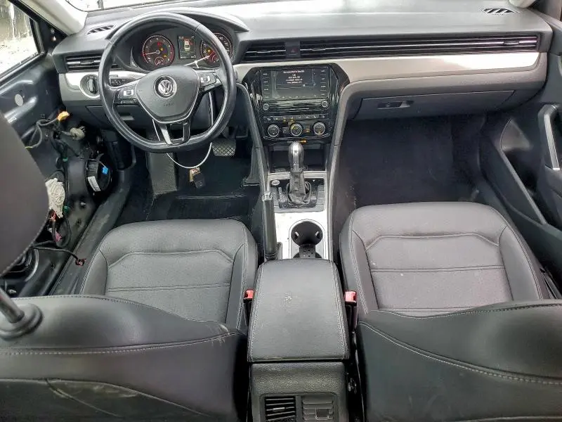 2020 VOLKSWAGEN PASSAT SE  