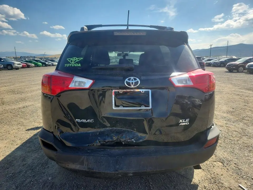 2013 TOYOTA RAV4 XLE  