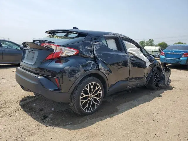2019 TOYOTA C-HR XLE  