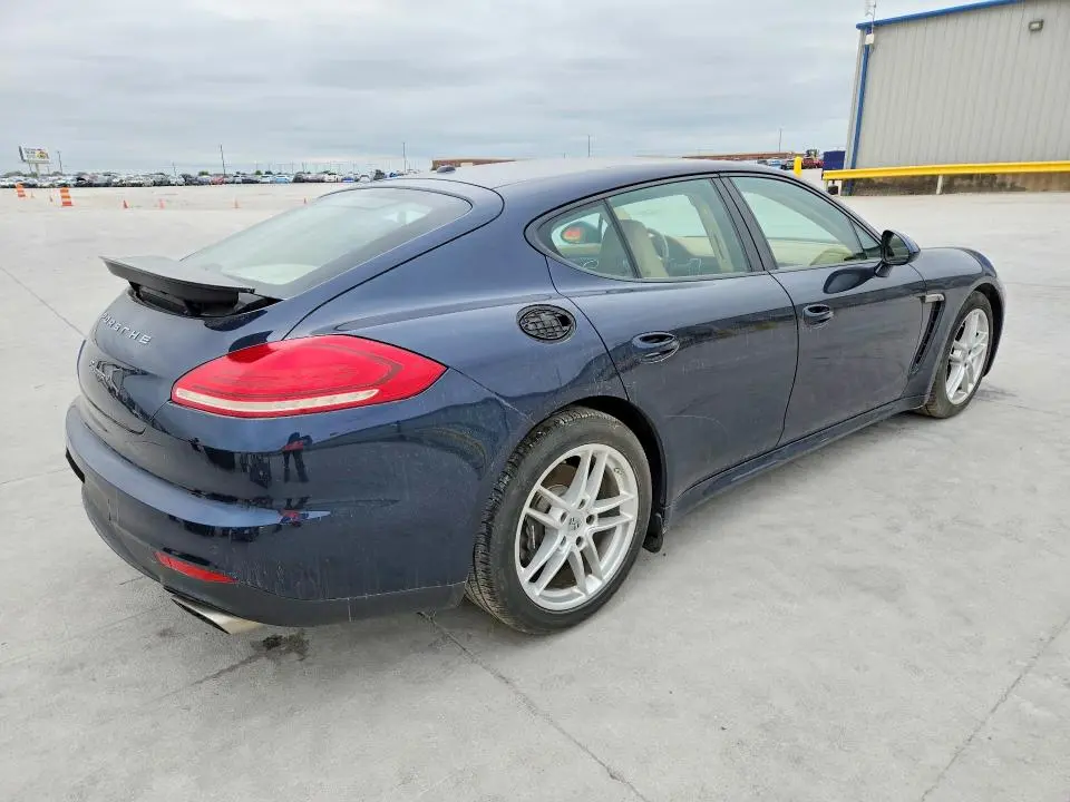 2014 PORSCHE PANAMERA 2  
