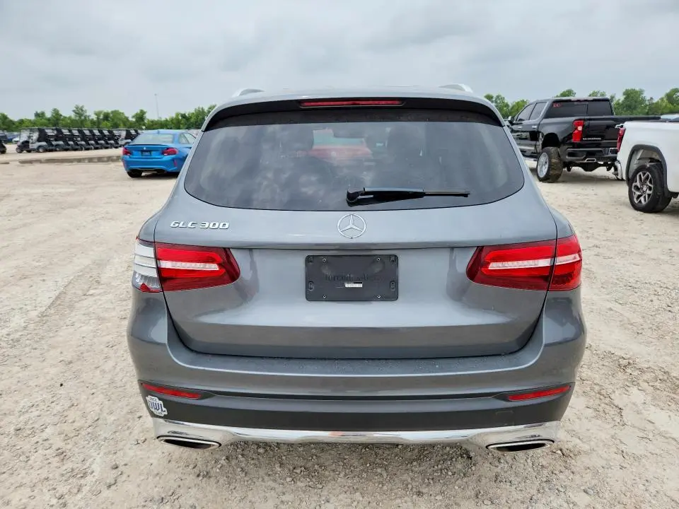 2017 MERCEDES-BENZ GLC 300  