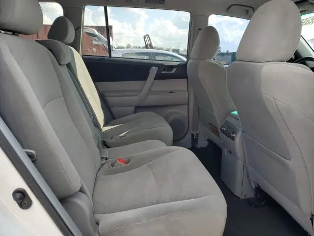 2011 TOYOTA HIGHLANDER BASE  