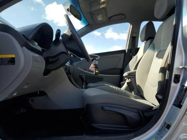 2014 HYUNDAI ACCENT GLS  