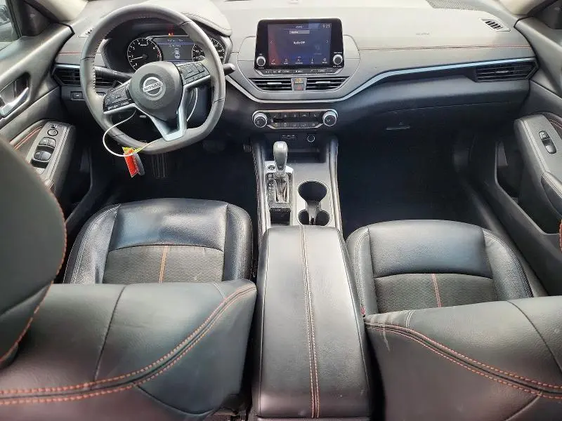 2021 NISSAN ALTIMA SR  