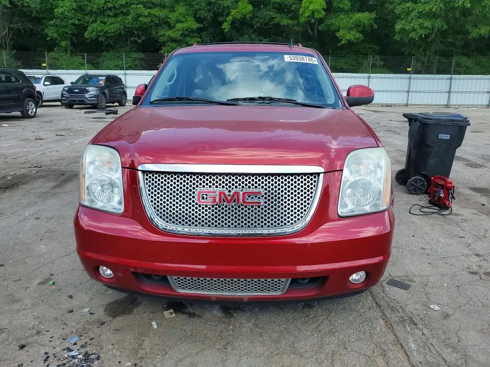 2013 GMC YUKON DENALI  