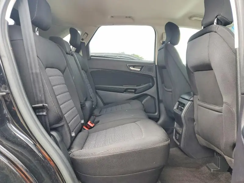 2018 FORD EDGE SE  