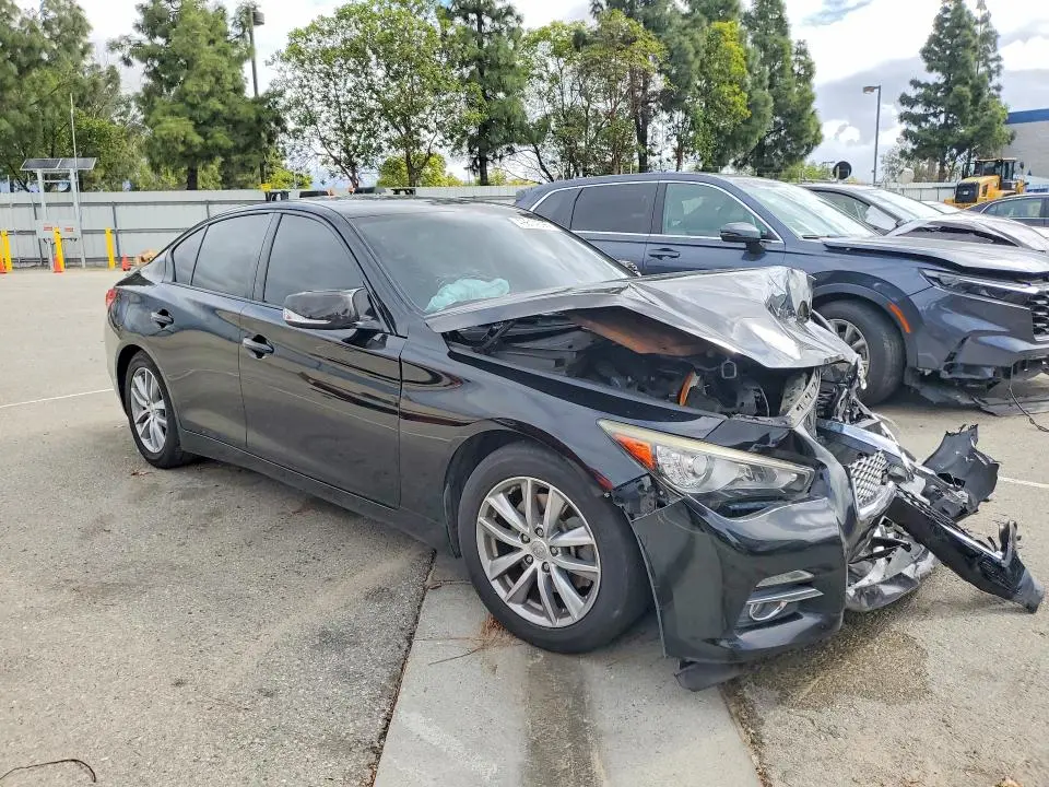 2015 INFINITI Q50 PREMIUM  