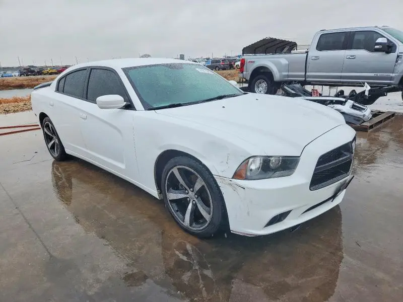 2014 DODGE CHARGER SXT  
