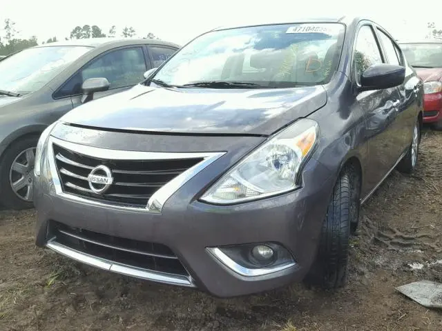 2015 NISSAN VERSA S