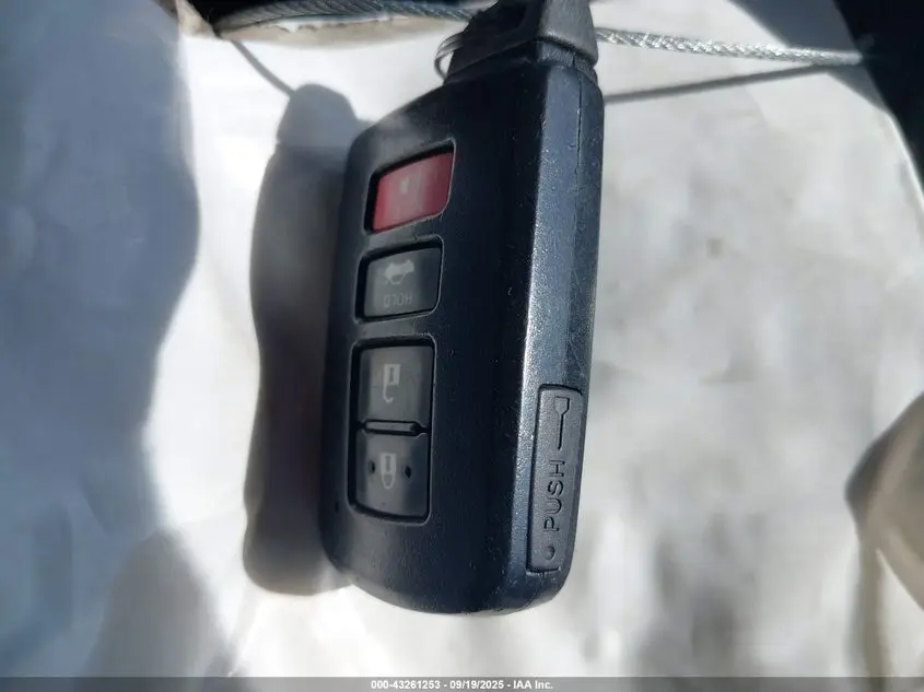 2015 TOYOTA AVALON LIMITED
