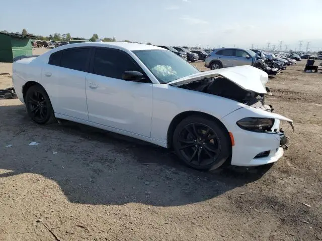 2016 DODGE CHARGER SXT  