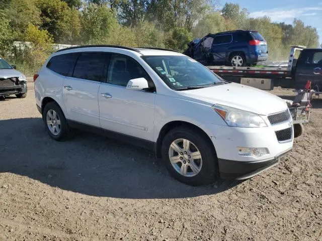 2010 CHEVROLET TRAVERSE LT  