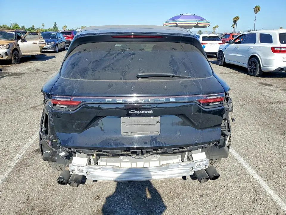 2023 PORSCHE CAYENNE BASE/PLATINUM EDITION  