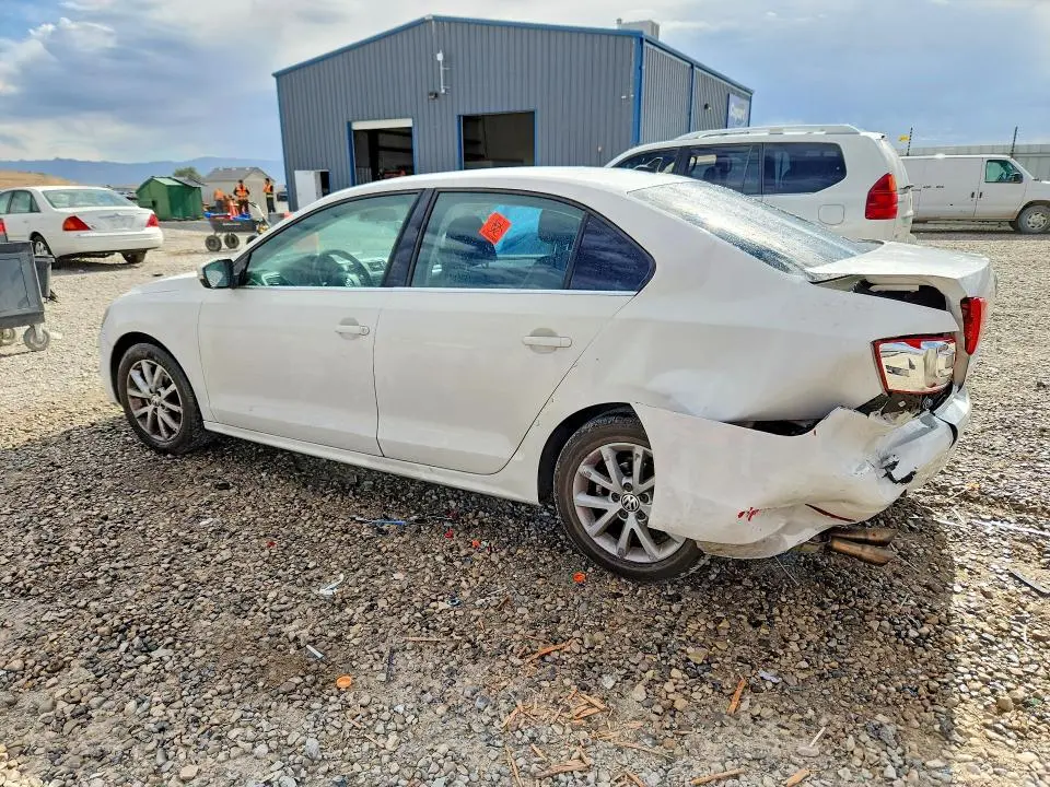 2013 VOLKSWAGEN JETTA SE  