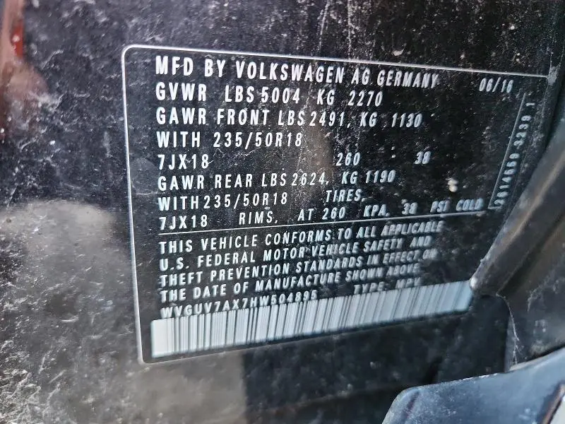 2017 VOLKSWAGEN TIGUAN SPORT  