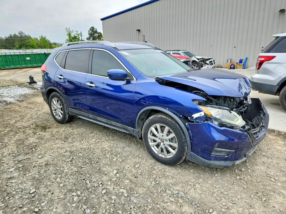2017 NISSAN ROGUE SV  