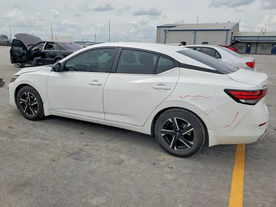2024 NISSAN SENTRA SV  