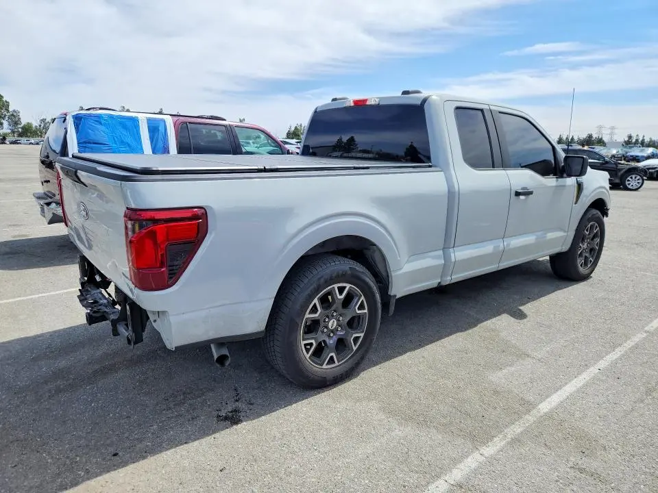 2024 FORD F150 STX  