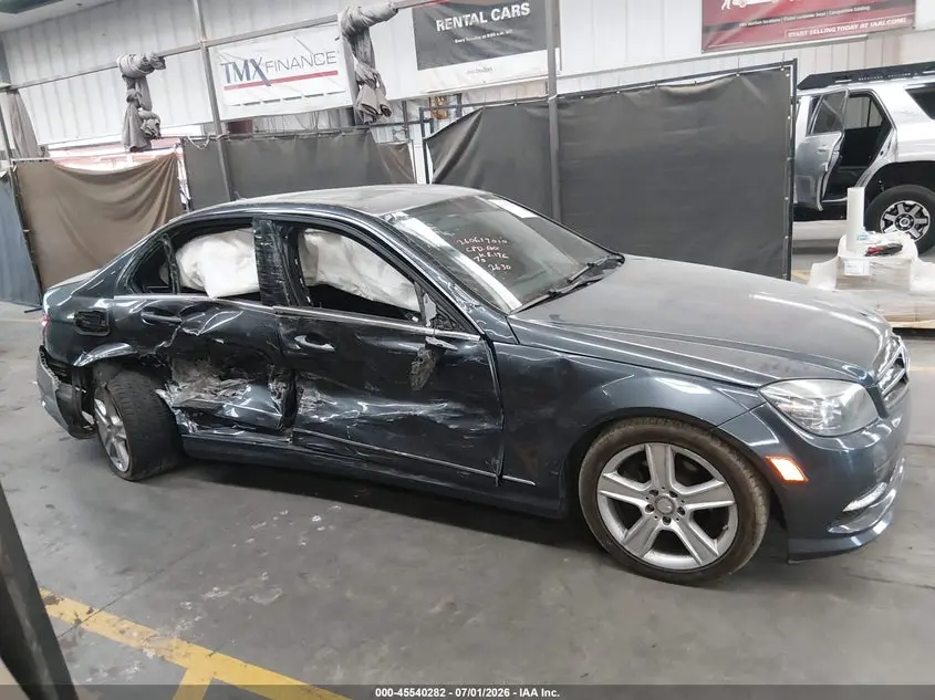 2011 MERCEDES-BENZ C 300 SPORT