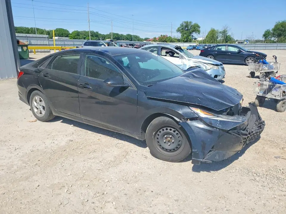 2021 HYUNDAI ELANTRA SE  