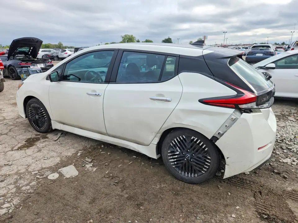2023 NISSAN LEAF SV PLUS  