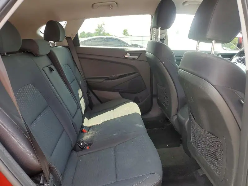 2019 HYUNDAI TUCSON SE  