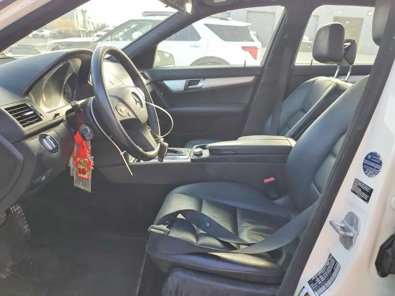 2010 MERCEDES-BENZ C 300  