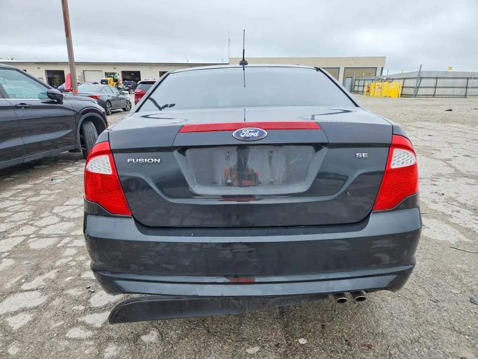 2011 FORD FUSION SE  