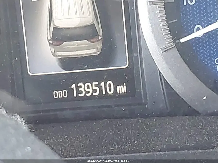 2019 TOYOTA SIENNA XLE 8 PASSENGER
