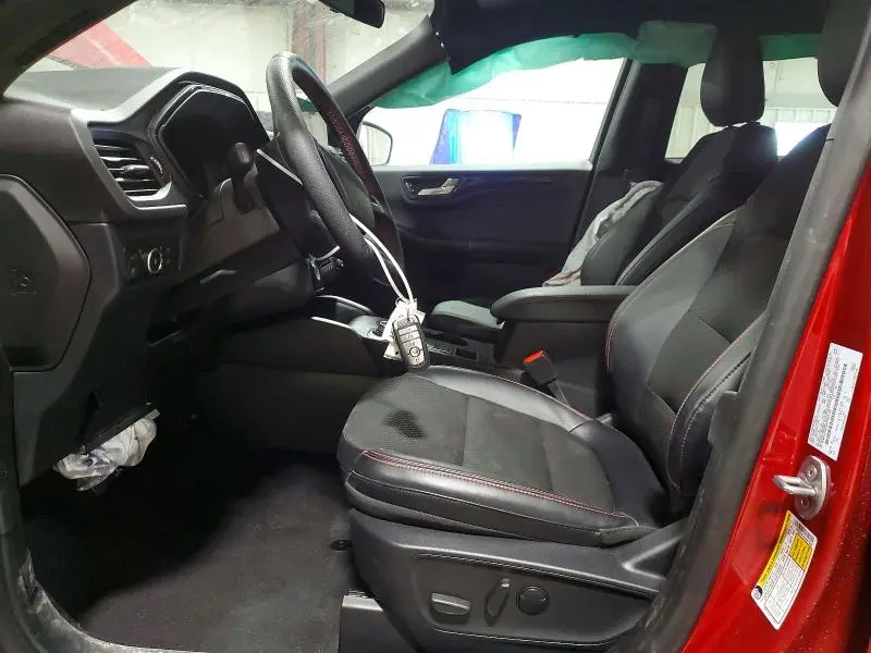 2025 FORD ESCAPE ST LINE SELECT  