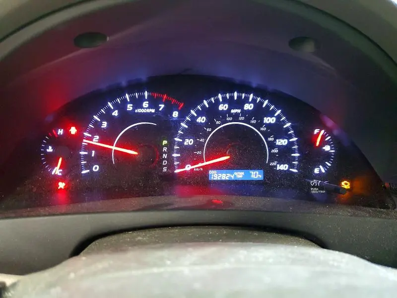 2010 TOYOTA CAMRY LE  